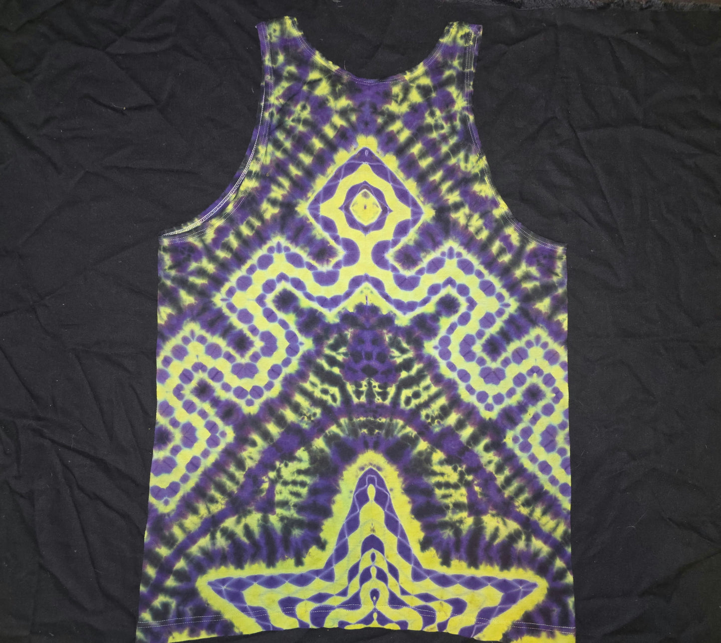 Large UV Mandala with Wrap-Around Design