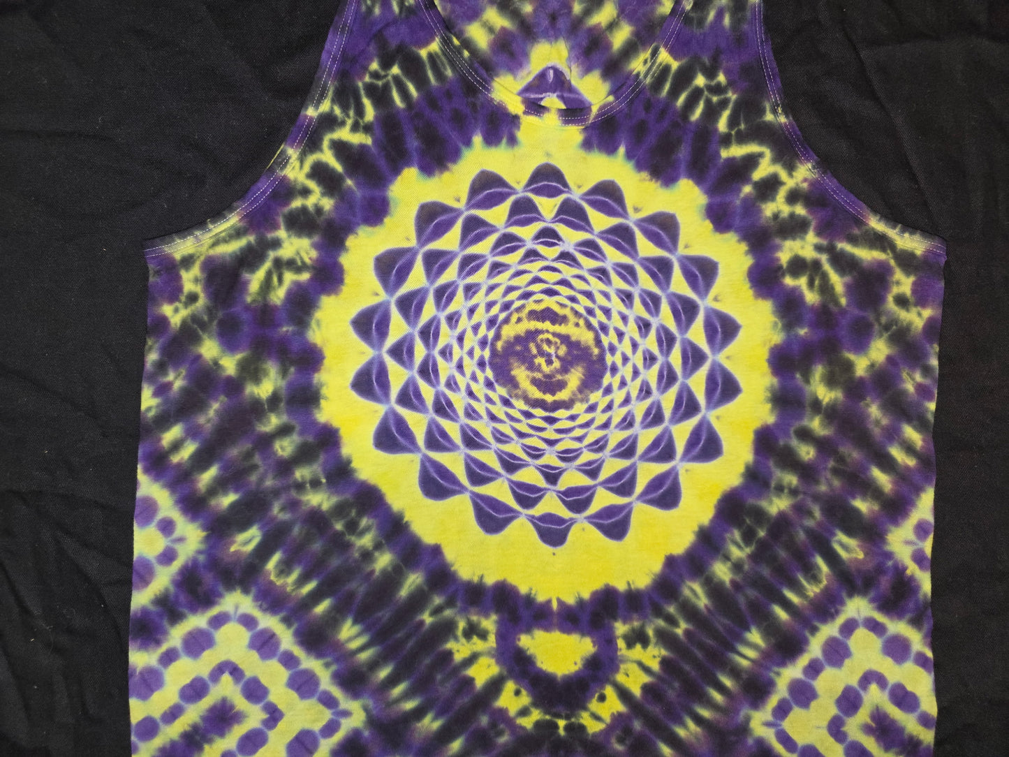 Large UV Mandala with Wrap-Around Design