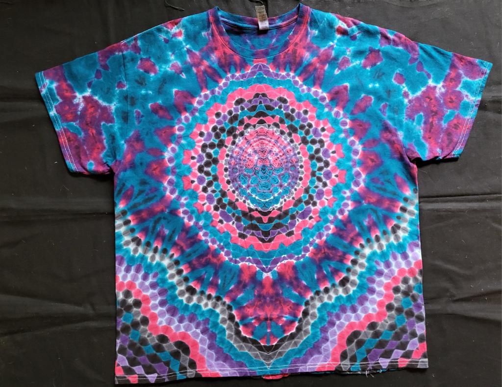 2XL 18 Point Starburst Mandala with Wrap Around Zigzag Honeycomb Triangle