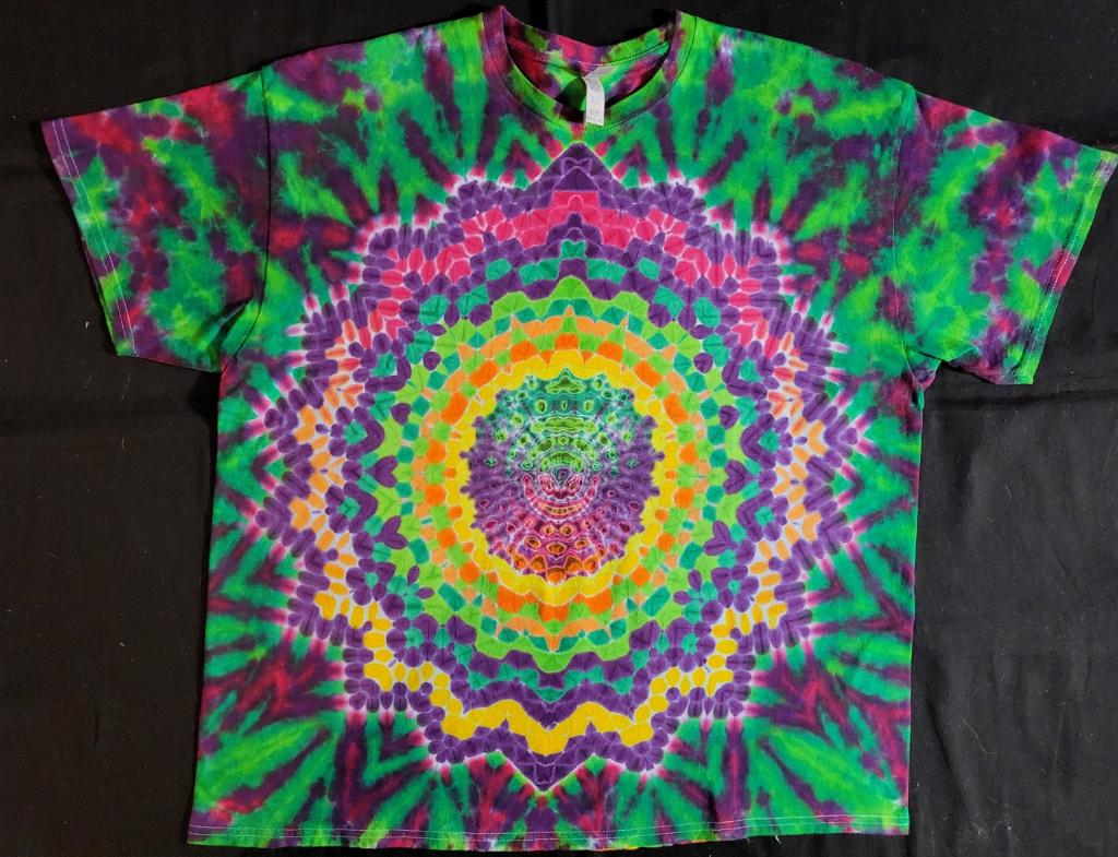 2XL 18 Point Starburst Mandala with Zigzag Honeycomb Spine