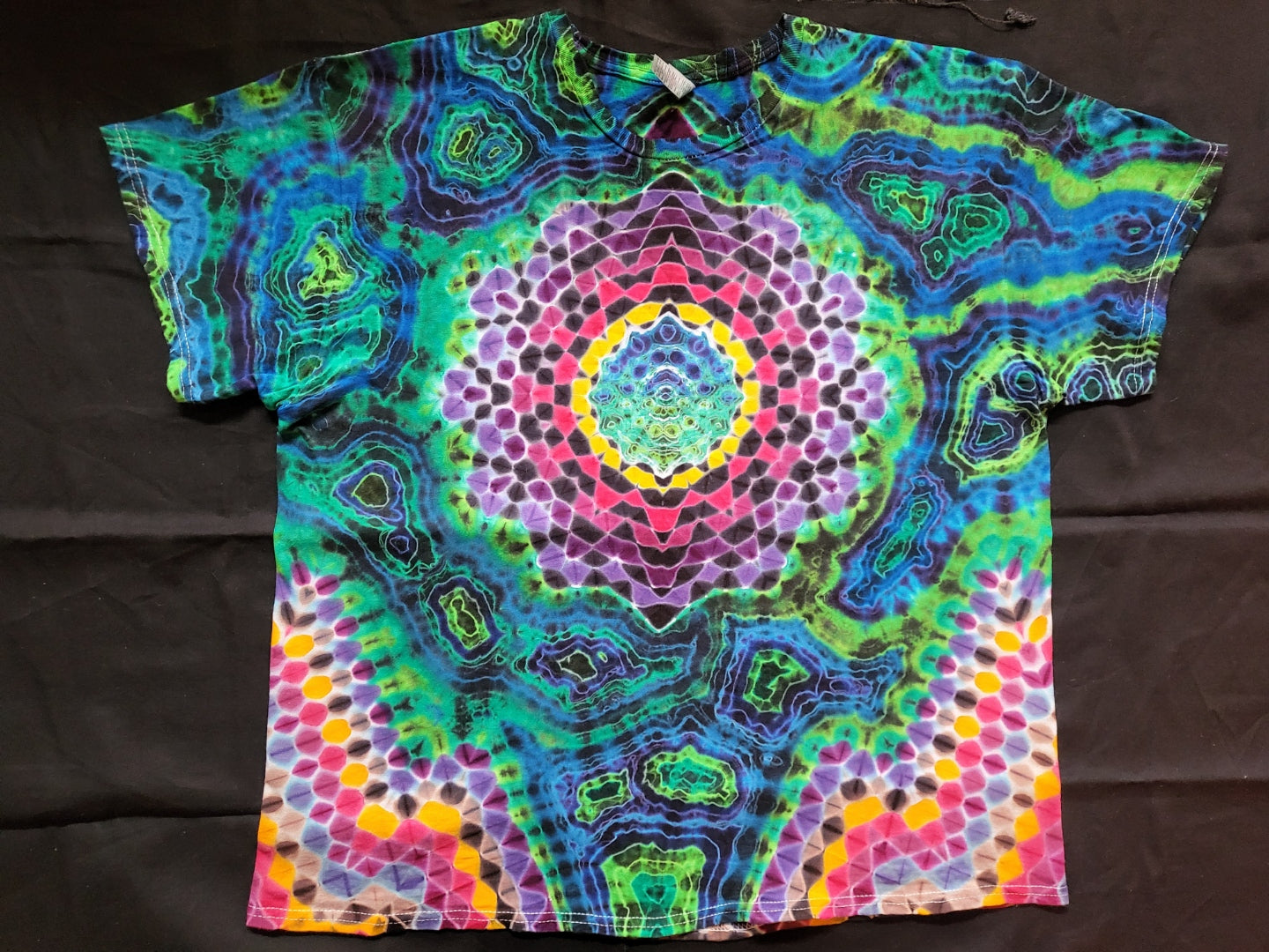 XL Starburst Mandala & Geometric Mountain