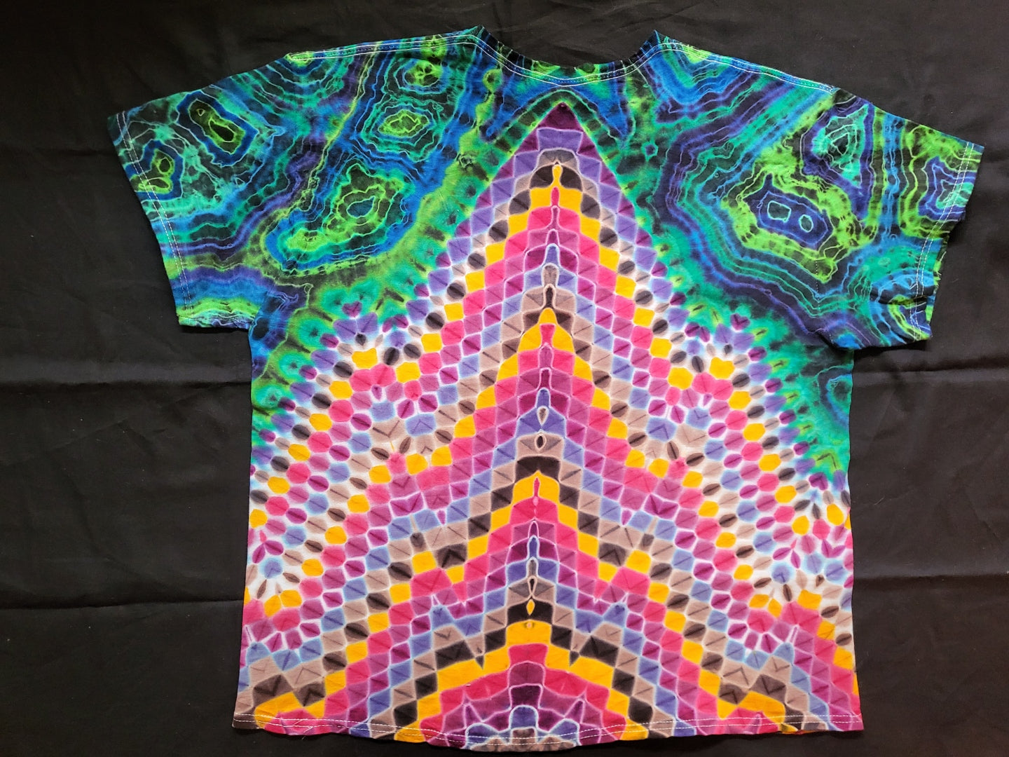 XL Starburst Mandala & Geometric Mountain