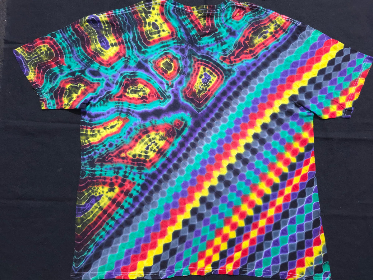 2XL Mandala on Chest & Honeycomb